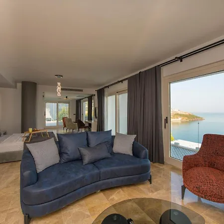 Front Superb Villas * Milas