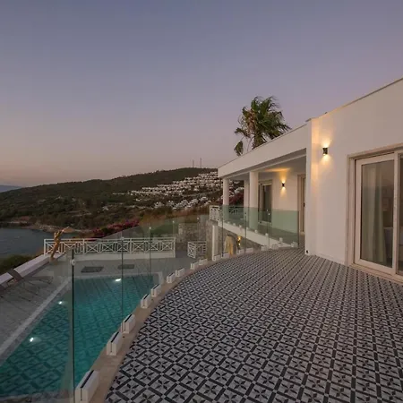 Front Superb Villas Βίλα