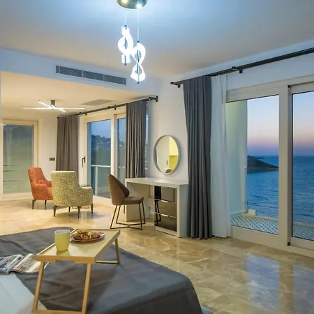 Front Superb Villas Βίλα Milas