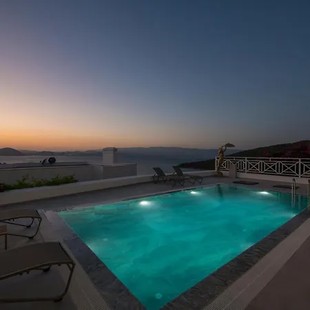 Βίλα Front Superb Villas *